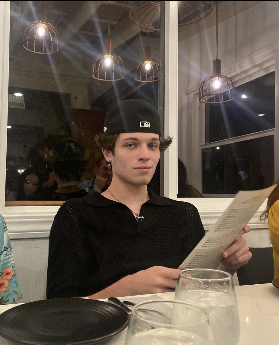 triptles's tweet image. i need 3 weeks to process this