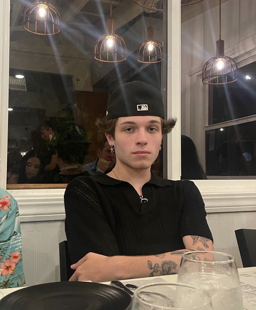 triptles's tweet image. i need 3 weeks to process this