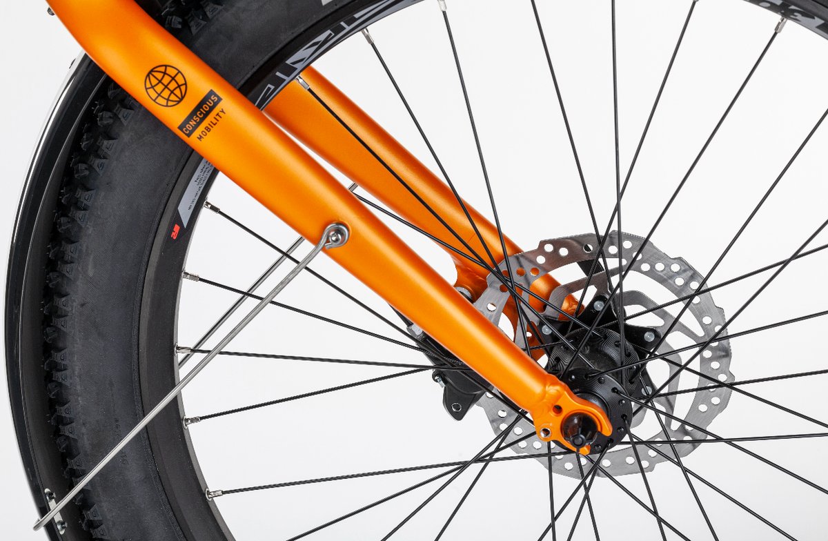 ConorBikes's tweet photo. Move around the city in a sustainable way and carry everything you need with you. Join the urban cycling movement and help create a greener, more conscious future. #urbancycling #ebike #conorbikes #conorWRC #WorldRaceConor https://t.co/bxxIUOifnQ