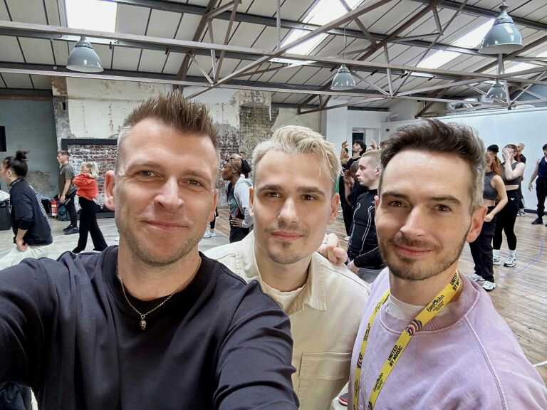 These 3 men better be on the next Honours List for the shows they're putting together 😍 #Eurovision #Eurovision2023 @LeeSmithurst @Shiptonite 📷 Suspilne