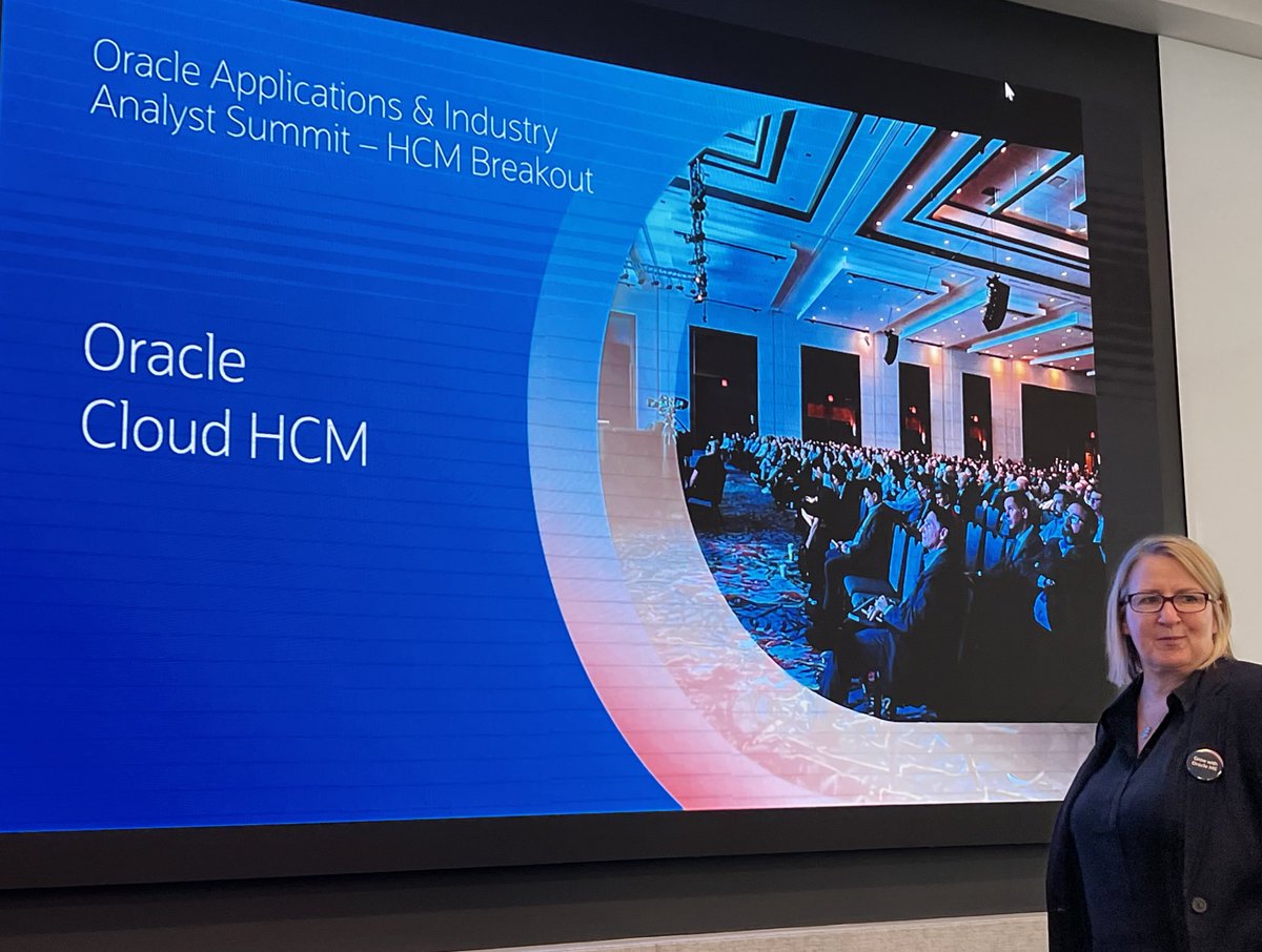 StaceyHarrisHR's tweet photo. Kicking off the #HCM updates for the @oraclehcm analyst session with @YvetteCameron and @chrismleone - great getting to see everyone again! #hrtech #hrtechnology https://t.co/03CN6doDTZ