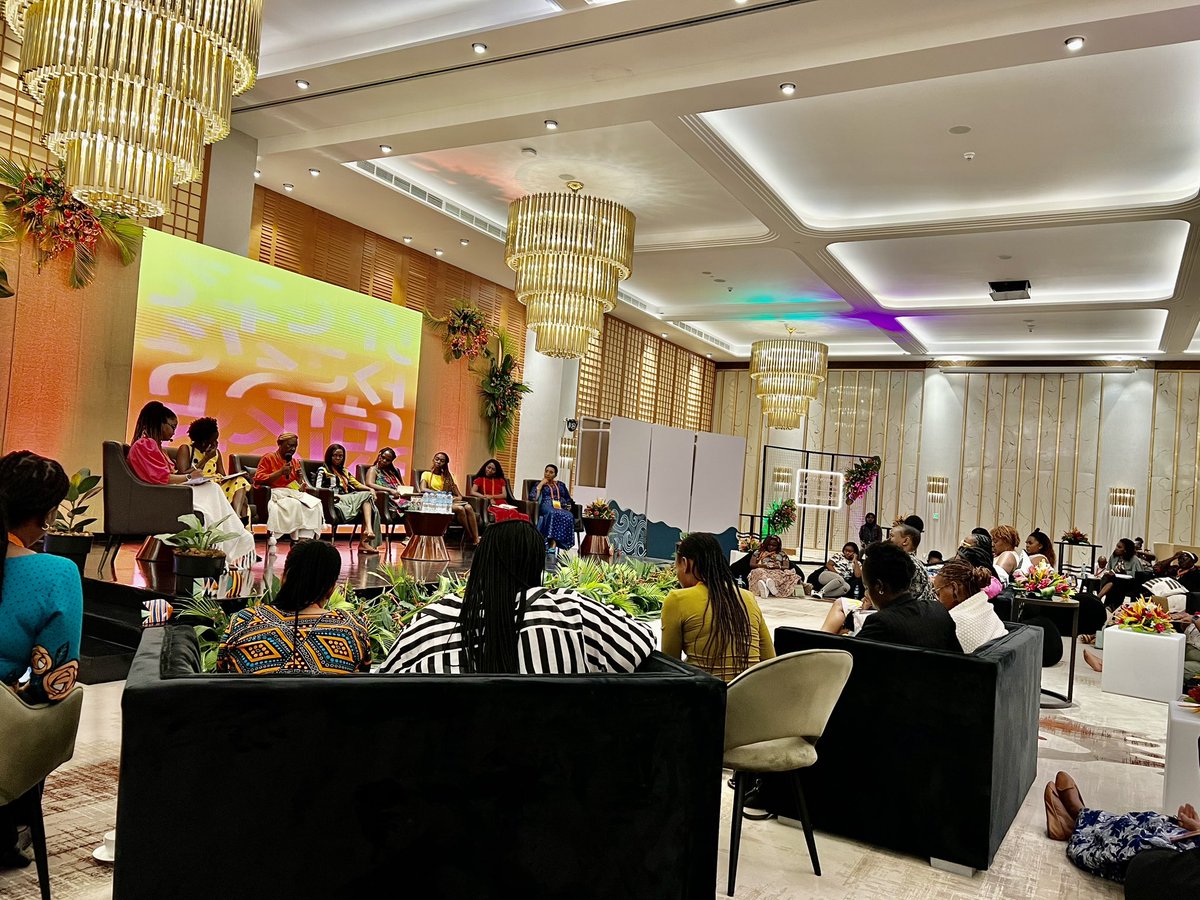 NeyNeolle's tweet photo. Sharing findings of challenges, gap and what needed to be done to improve the working environment for young feminists in #EastAfrica, #SouthernAfrica and #WestAfrica https://t.co/f8VFLnDbV8