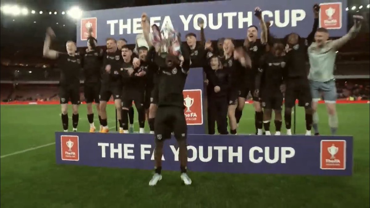 BrianWParish's tweet photo. @RCS_sport @BattrumRyan @WestHam https://t.co/ibxUK1dM3l