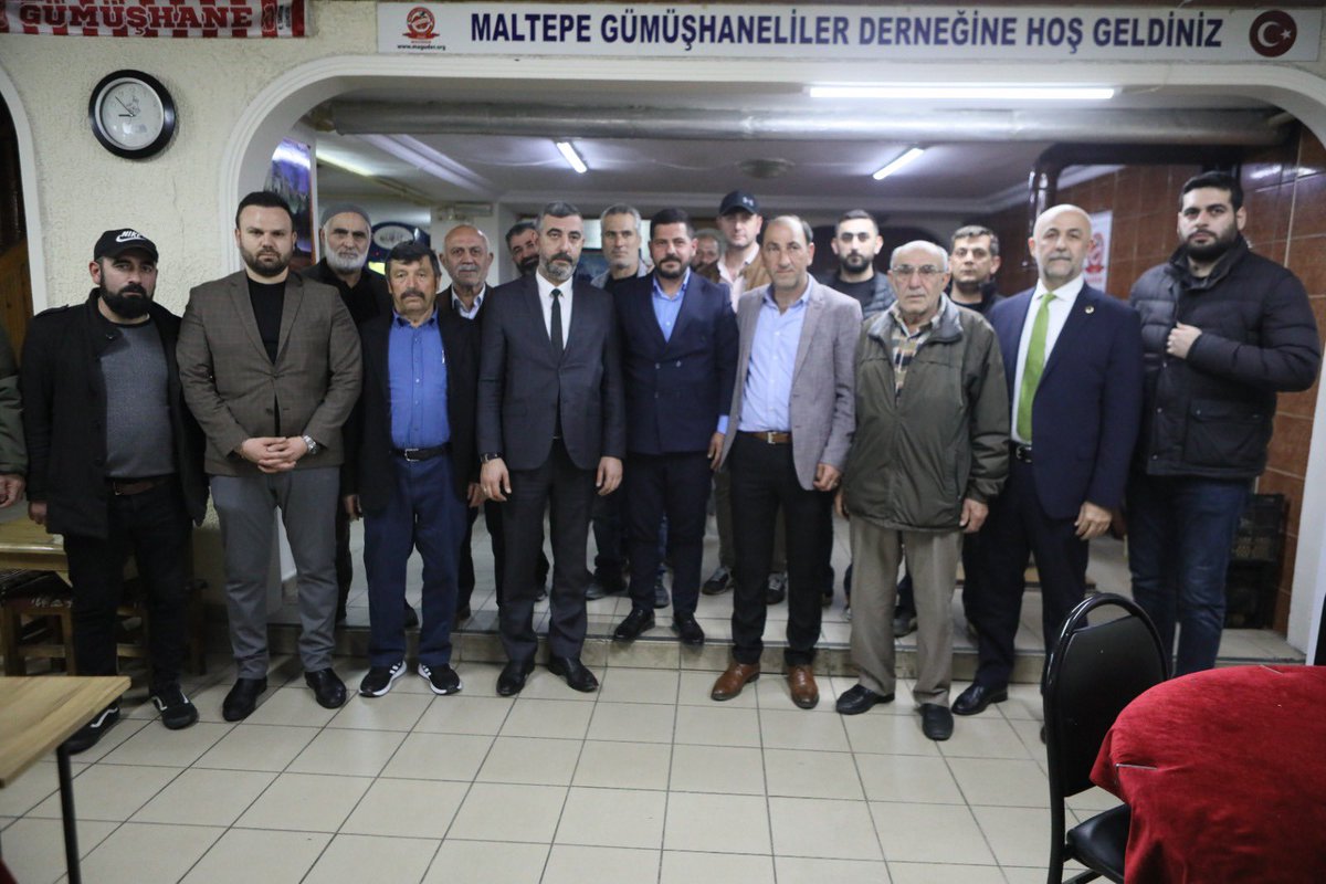 mhp_maltepe's tweet photo. Milletvekili Adayımız Sayın @emrdurmus29 İl yöneticilerimiz ve ilçe yönetimimiz ike birlikte Maltepe Gümüşhaneliler Derneğine misafir olduk.Misafirperverliklerdinden dolayı Dernek Başkanı ve yöneticilerine çok teşekkür ediyoruz.@_MHPistanbul_ @sertel_selim https://t.co/Fy4EcuYhQ1