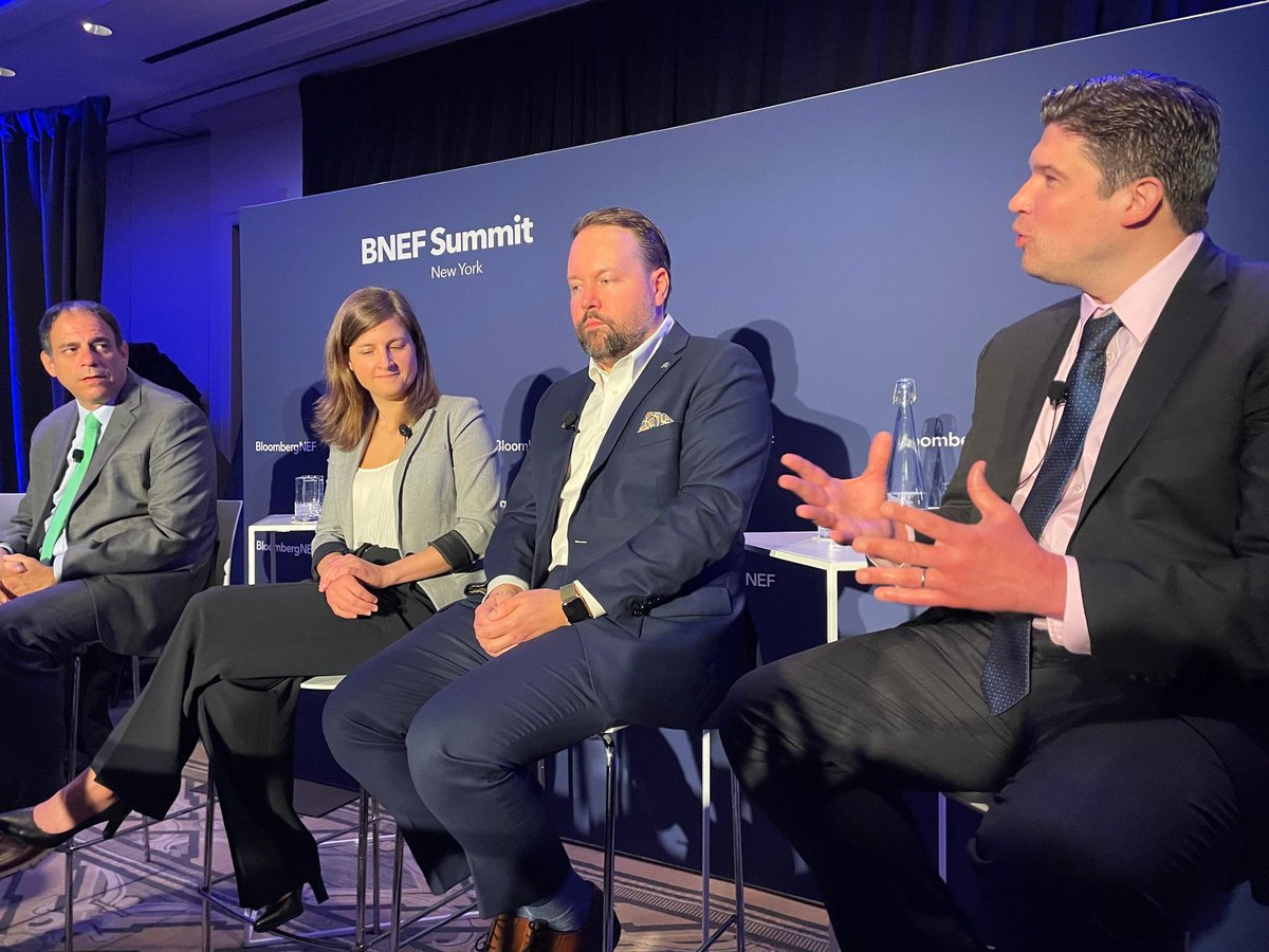 “We’re looking at how we can further improve our environmental and social  practices through a new way of certifying #SustainableHydropower in Qc” HQ’s Pete Rose on Rethinking the Role of Communities in Green Infrastructure Projects. #BNEFSummit #HydropowerSustainabilityStandard