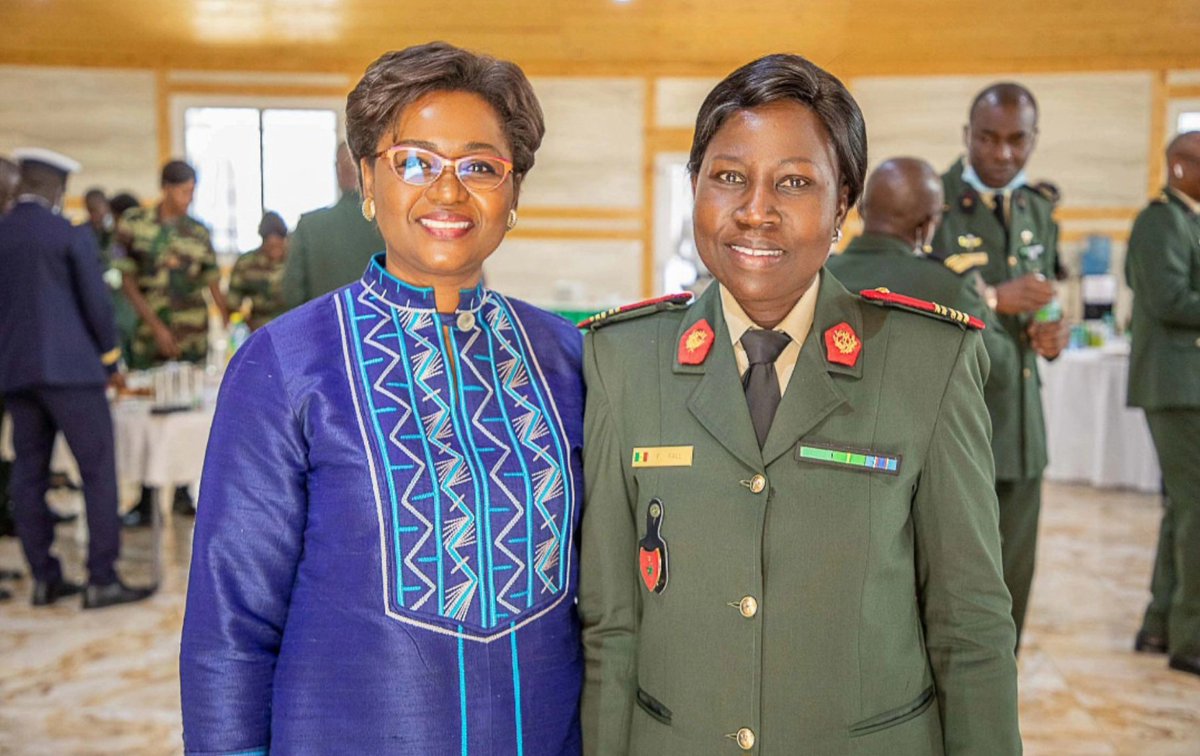OulimataSarr's tweet photo. Toutes mes félicitations à Mme Fatou Fall, Première Femme Général du #Senegal 
Une nomination historique et une grande fierté pour notre pays
 @Macky_Sall  @CHEFDIRPA  #kebetu #Throwback https://t.co/KePLlXGKWs