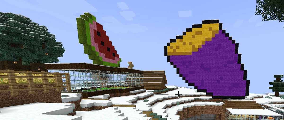 PamiHashiriyaVT's tweet photo. Another day of Minecraft done. And before you ask, yes we have 2D sculptures of Watermelon and Purple Yam. Why? I don't know. #MinecraftShenanigans https://t.co/YPlAjtXS9P
