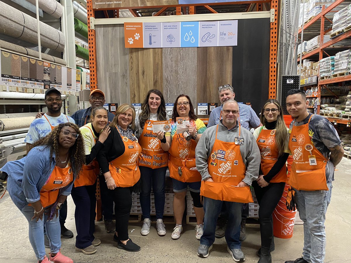 KrystyneSantos's tweet photo. Thank you to RHRM Zyke for spending time and celebrating our amazing associates in 0901! Congratulations to Tammy, Ro, and Sonia on your recognition. Congratulations to D23 Specialist Maria and KD Pam on achieving Specialist of the month for March 2023! 🎉🎉 https://t.co/eS9WXOhaBZ
