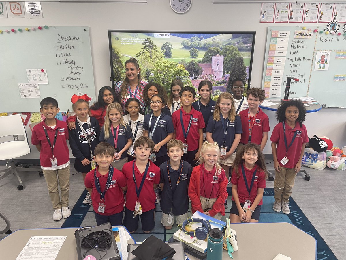 SylvestrisClass's tweet photo. Wishing Ms. Bastas nothing but luck in her future endeavors becoming a teacher! We loved learning from her each week! @EngageCOE @faueducation @ADHUS_FAUHS @ADHUSelementary https://t.co/wQ9JnSu9oa