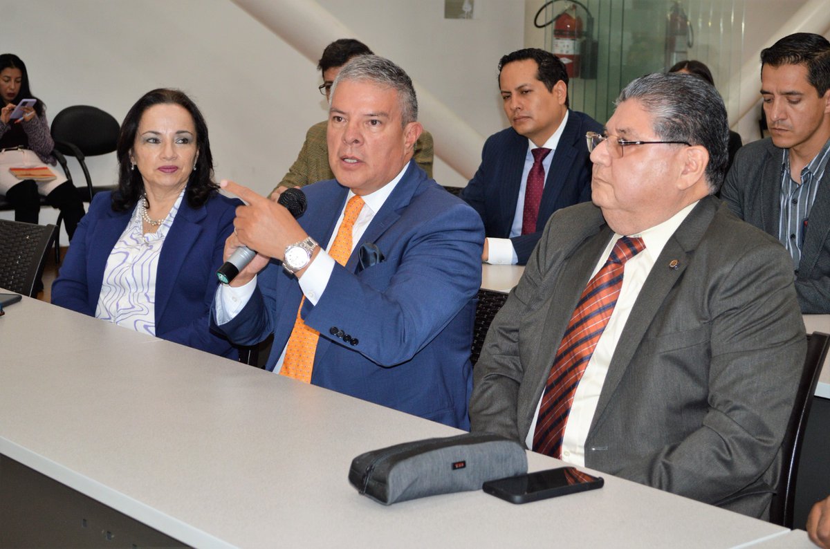 SuperintEC's tweet photo. #HOY Superintendente @marcoslopez59 presentó la plataforma de control “Beneficiario Final”. Una nueva herramienta diseñada para identificar a la o las personas que en últimas instancia obtienen beneficios económicos de las relaciones societarias entre personas jurídicas. https://t.co/0KfbFpMoRA