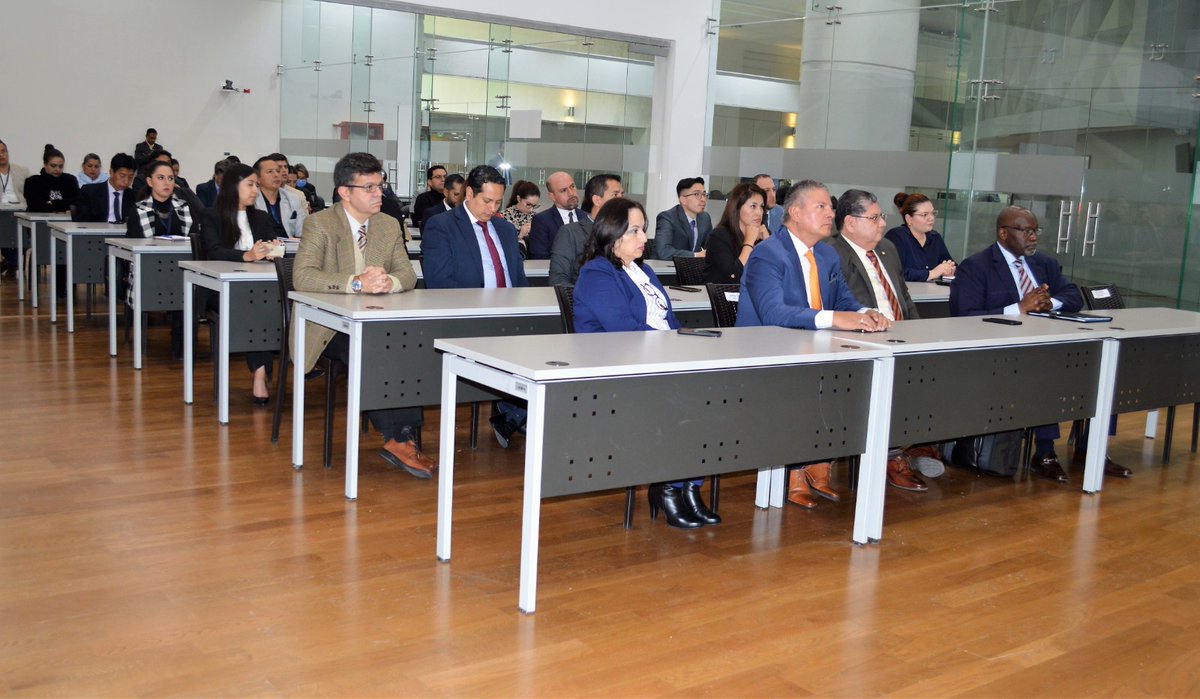 SuperintEC's tweet photo. #HOY Superintendente @marcoslopez59 presentó la plataforma de control “Beneficiario Final”. Una nueva herramienta diseñada para identificar a la o las personas que en últimas instancia obtienen beneficios económicos de las relaciones societarias entre personas jurídicas. https://t.co/0KfbFpMoRA