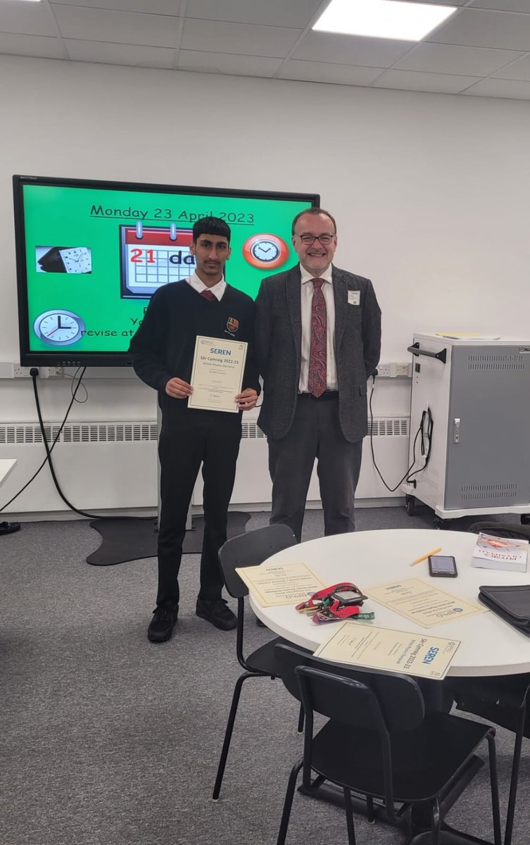 Fitzalan 6th Form tweet media