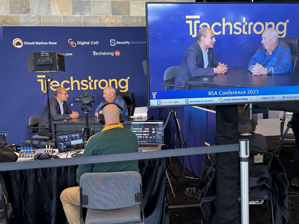 Checkmarx's tweet photo. Don't miss @ashimmy and our CEO @sandeepjohri talking #shifteverywhere live from #RSAC on @TechstrongTV. Watch it right now here: https://t.co/KEODdTRvuP #RSAC2023 https://t.co/7FslyhlKMr
