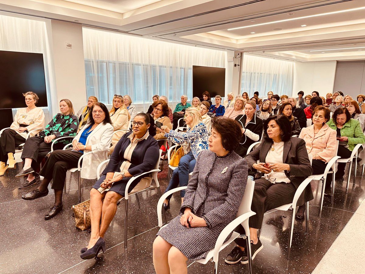 WIF_UN's tweet photo. Women’s Reproductive Rights from an international perspective was the topic of WIF’s April Forum with Enid Muthoni Ndiga, Chief Program Officer, Centre for Reproductive Rights. @EnidMuthoni1 @zarinavarukatty https://t.co/FOfvBQXvN0