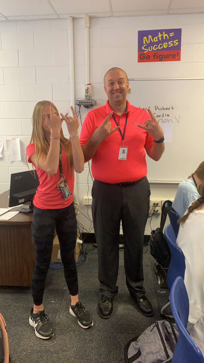 FairCarioComet's tweet photo. When you match with a student, you take a picture! #JustDOMath @CarioMiddle https://t.co/4Db0TtgwQQ