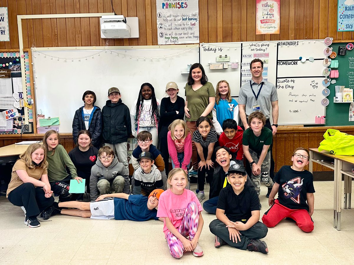 So grateful to have had Mr. Belanger from <a href="/LakeheadOrillia/">Lakehead University Orillia</a> join our class for the past 5 weeks. Thank you for teaching us lots and for being a wonderful addition to our classroom family. We will miss you &amp; can’t wait to see you supplying at <a href="/SteeleStreetPS/">Steele Street PS</a> 🎉☺️<a href="/SCDSB_Schools/">Simcoe County District School Board</a>