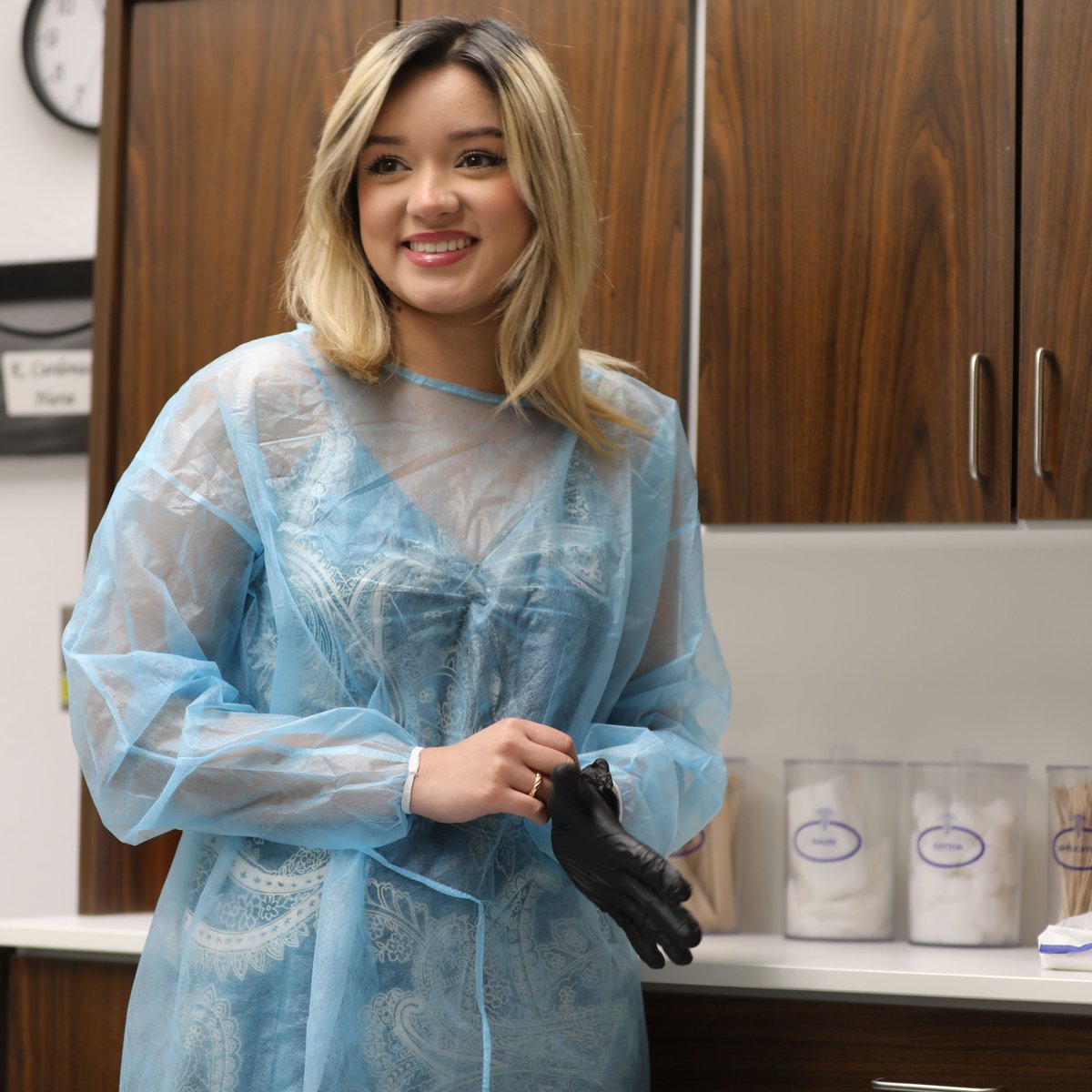 What's up, Doc? 👩‍⚕️

Congrats to <a href="/Northwestechs/">Northwest Early College</a> senior Janelle Navarrette for being selected as part of the inaugural cohort of five MedFuture scholars.  #BestSmallDistrictinTexas

Read more ➡️ bit.ly/41DrIGu