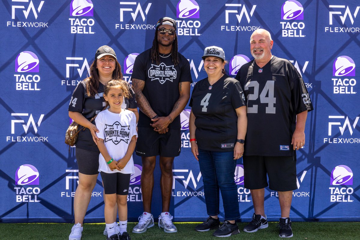 What a great experience meeting <a href="/tae15adams/">Davante Adams</a> My daughter had a blast! <a href="/Raiders/">Las Vegas Raiders</a> for life! #RaiderNation