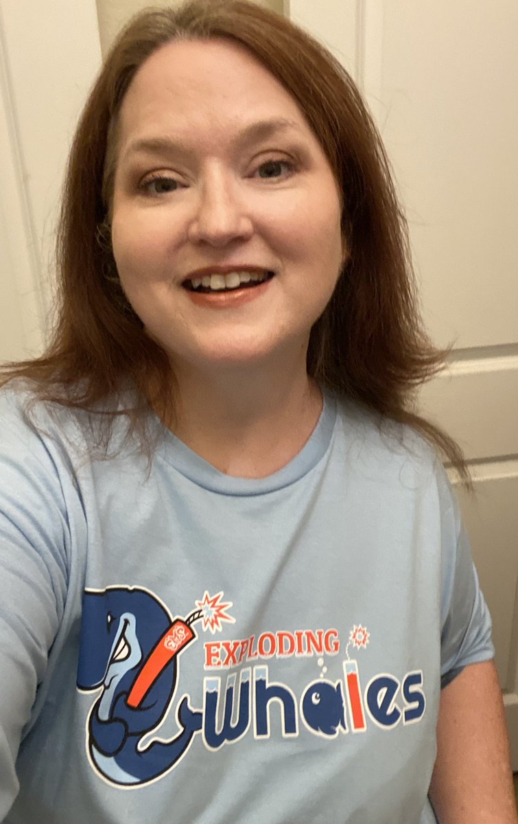 LynneKelly's tweet image. I now have a shirt that commemorates my favorite mad-made disaster 🧨🐳 #ExplodingWhale