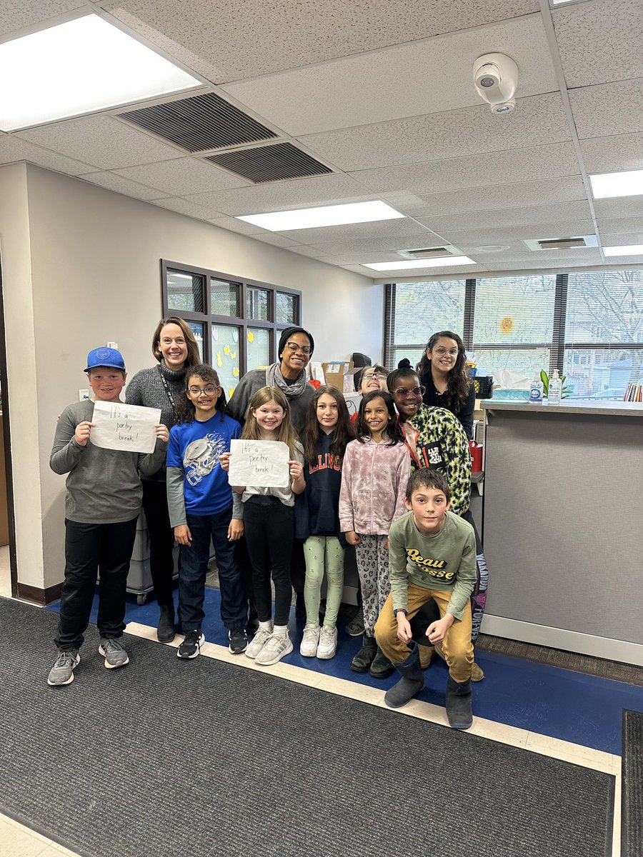 Nefret Stringham tweet media