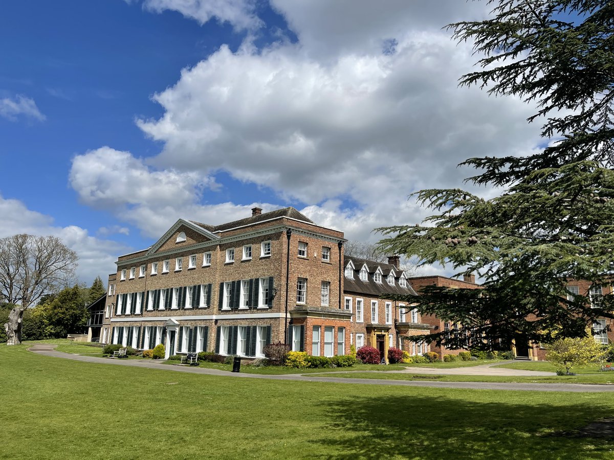 StEdwardsChelt's tweet photo. Could it be...? Blue skies at last! Is Spring finally here?!
The Senior School looked magnificent in the sunshine today.
If you haven't explored our Senior School site, why not ask for a tour? We would love to show you around.
#SECsenior #SECtour #SECseasons #SECgrounds https://t.co/oL1KYSnCBr