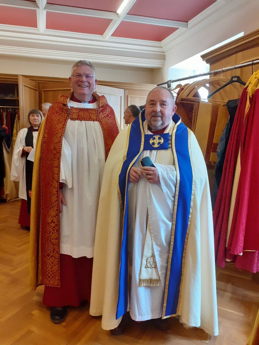 andrewbeane's tweet photo. Great to celebrate the ministry of @nicthevic #Archdeacon of #Plymouth this evening at @ExeterCathedral as he beings his retirement. Brilliant colleague & friend...thanks Nick. @CofEDevon https://t.co/gxOnvvE45Y