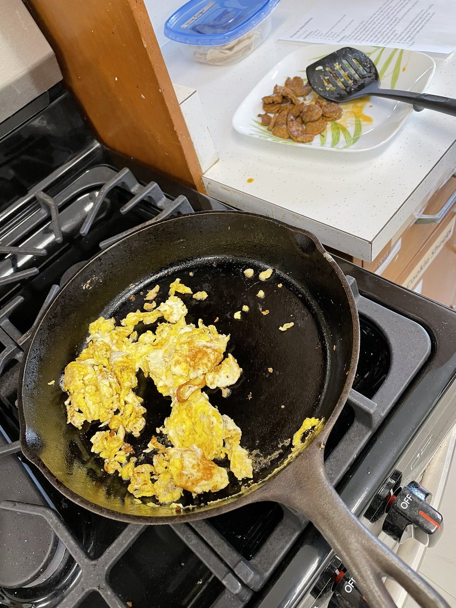 Last week we explored Latin America, we tried out Huevos Rancheros with chorizo sausage. Learned to make tortillas from scratch and scrambled eggs! #yum #HFC3E <a href="/Churchill_HWDSB/">Sir Winston Churchill SS</a>