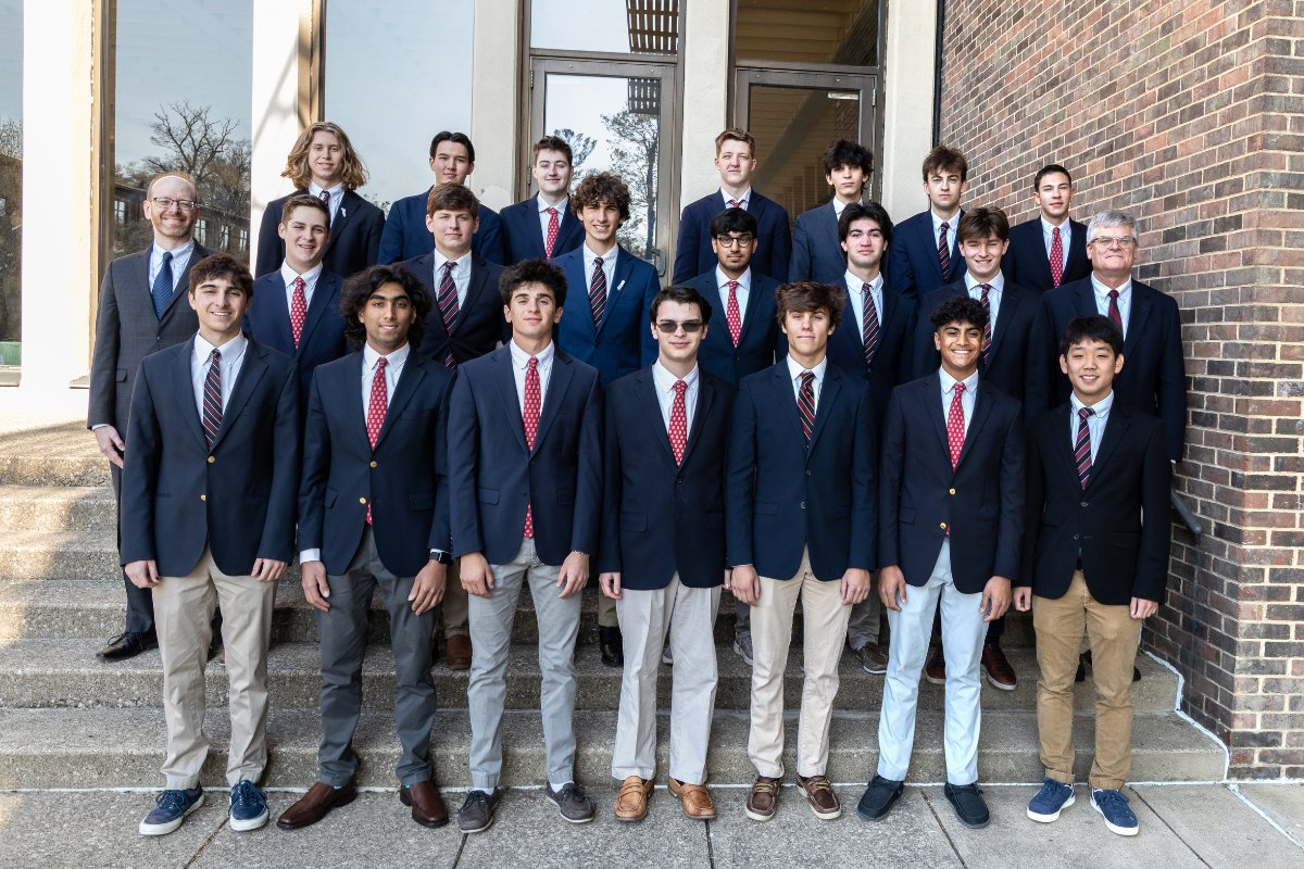UnivSchool's tweet photo. Today, we inducted 21 seniors into the University School chapter of the Cum Laude Society!
Founded in 1906, the Cum Laude Society values qualities of excellence, justice, and honor and recognizes outstanding scholastic achievement.
Congratulations to all!

https://t.co/wcNISXABPk https://t.co/nOL7ZIepVQ
