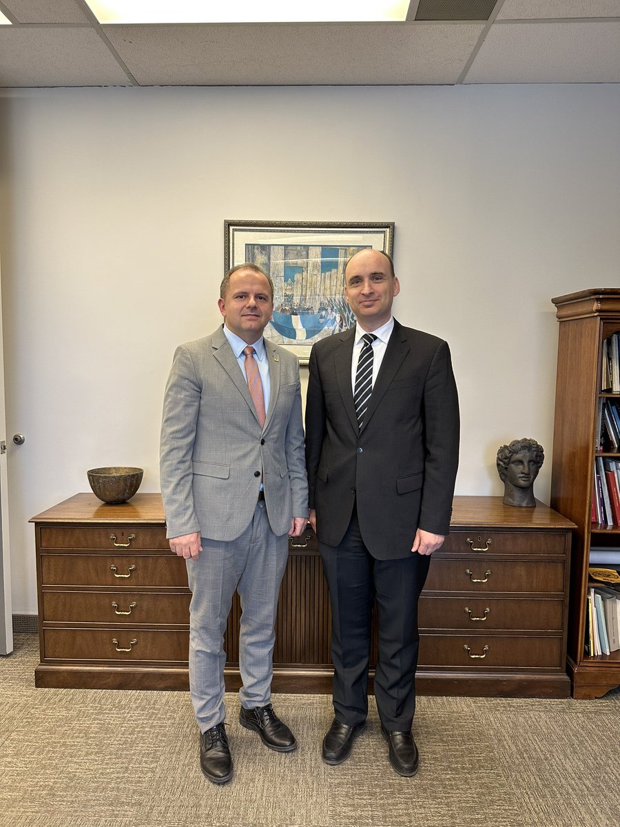 Pleasure meeting the Consul General of Greece in Toronto Mr. Panayotis Antonatos 🇽🇰🤝🏻🇬🇷