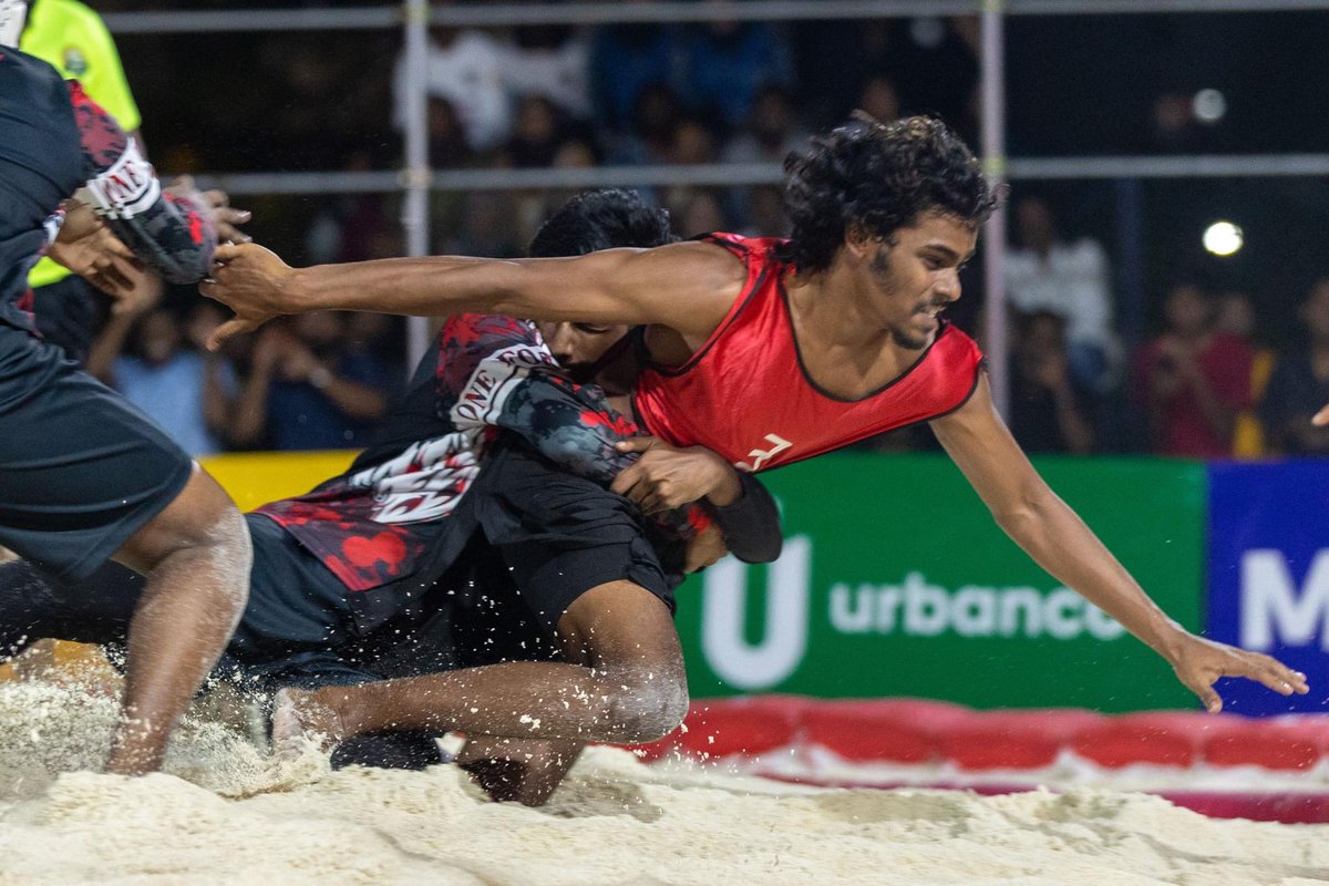 TCSportsClub_MV's tweet image. Alhamdhulillaahi. 
Congratulation to our team “ TC Sports Club” for reaching RO-16 of the MTCC EID BAIBALAA CHALLENGE 1444.
@MTCCPlc 

#TCSC #TCFraternity #PrideOfHenveiru
#TheLions 🦁🦁