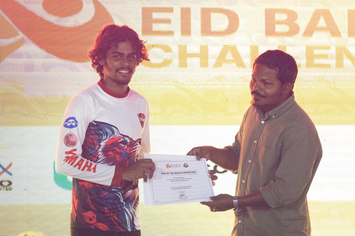 TCSportsClub_MV's tweet image. Alhamdhulillaahi. 
Congratulation to our team “ TC Sports Club” for reaching RO-16 of the MTCC EID BAIBALAA CHALLENGE 1444.
@MTCCPlc 

#TCSC #TCFraternity #PrideOfHenveiru
#TheLions 🦁🦁