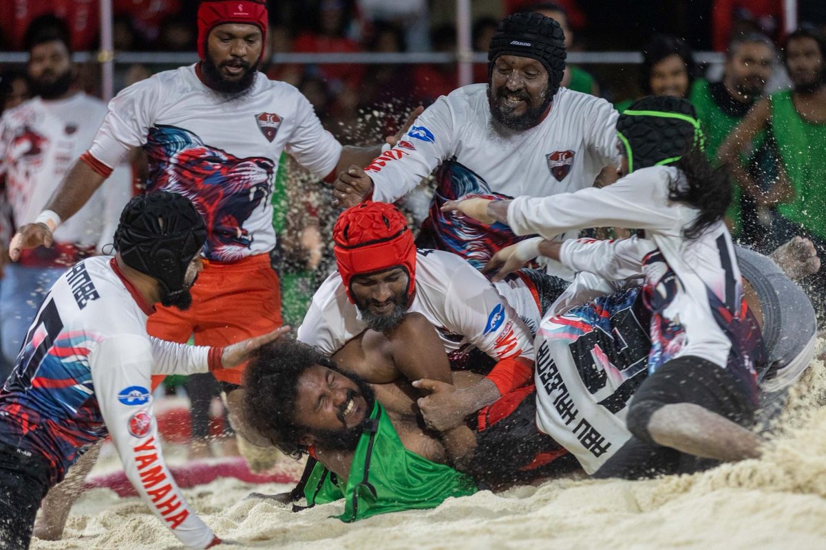 TCSportsClub_MV's tweet image. Alhamdhulillaahi. 
Congratulation to our team “ TC Sports Club” for reaching RO-16 of the MTCC EID BAIBALAA CHALLENGE 1444.
@MTCCPlc 

#TCSC #TCFraternity #PrideOfHenveiru
#TheLions 🦁🦁