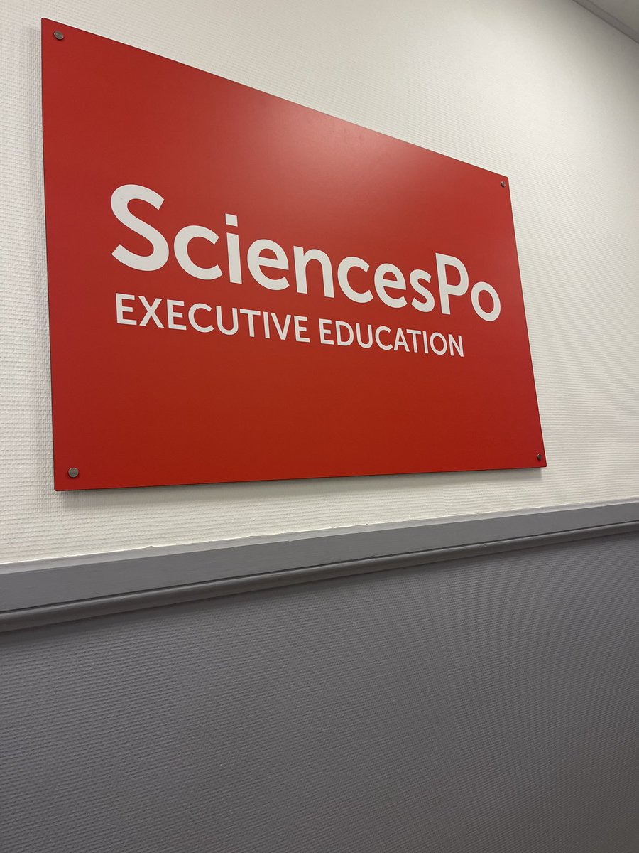 KARL OLIVE tweet media