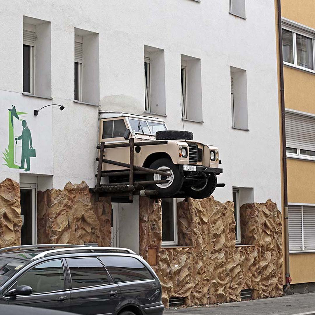 wolfi2de's tweet photo. A very special way of parking...
https://t.co/BjZripqpvg https://t.co/2zG0LDEd80