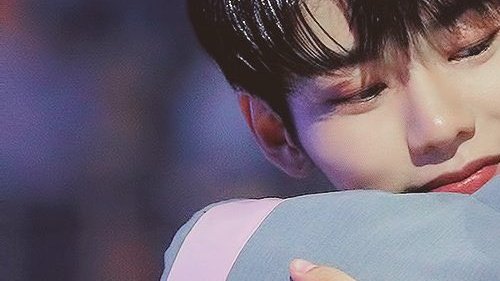 il0vericky's tweet photo. Rijeong forever https://t.co/FjDrr2I0Cz