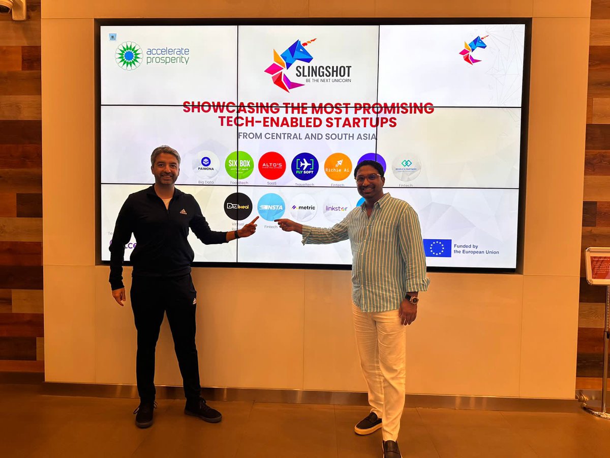 BasitRS's tweet photo. Representing #instaworld at the Slingshot - be the next unicorn moot at Dubai internet city. Onwards and upwards from here 🚀 https://t.co/xCBNeyldLj