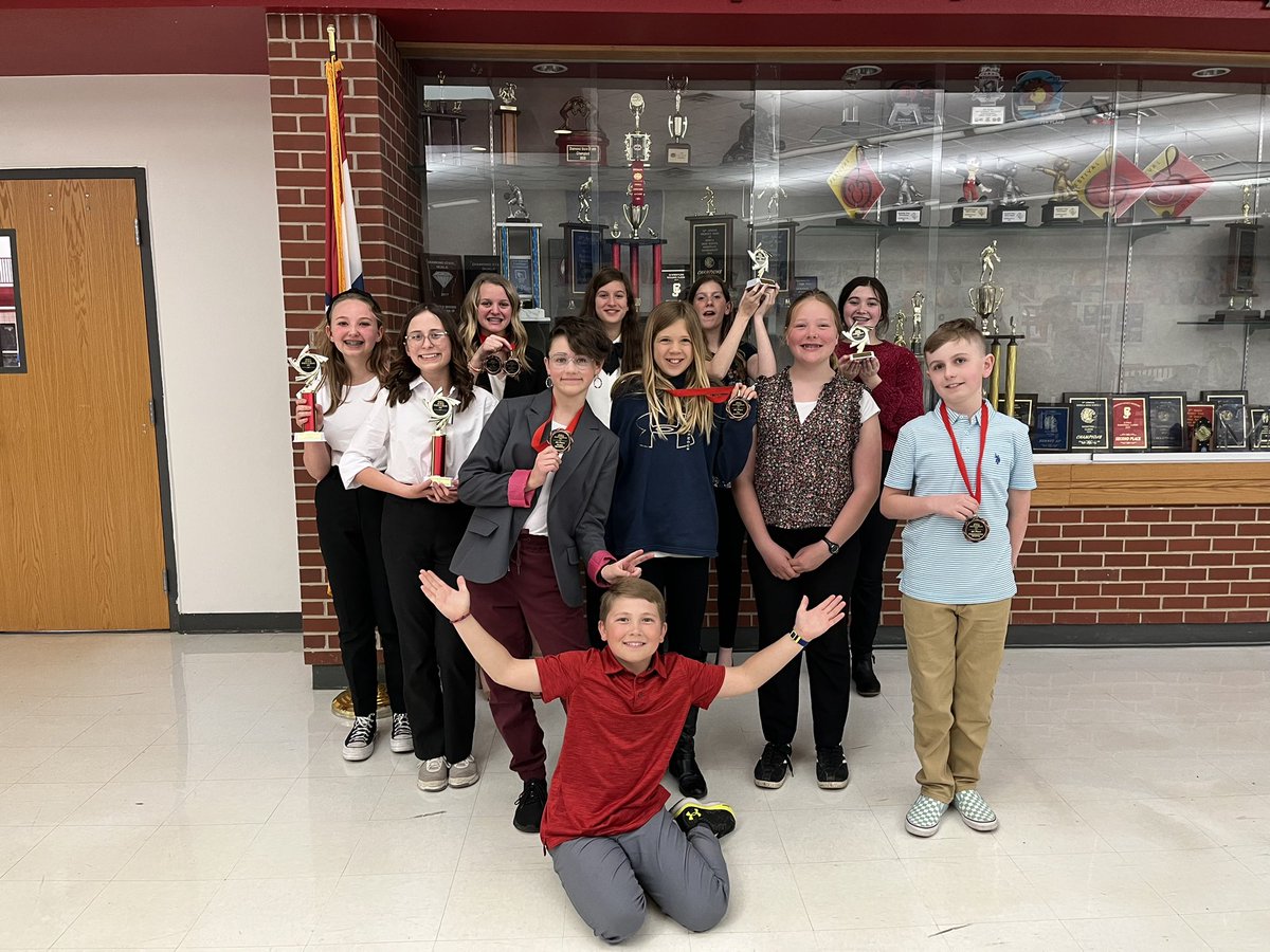 Joplin North’s first-ever MS Speech and Debate tournament! 

Madi/Ani: 1st Place Duo Interpretation
Lola/Pearl: 5th Place Duo Interpretation 
Alyssa/Jordan: 3rd Place Duo Interpretation 

Parker: 4th Place Radio
Talon: 4th Place Extemp
Lola: 6th Place Extemp