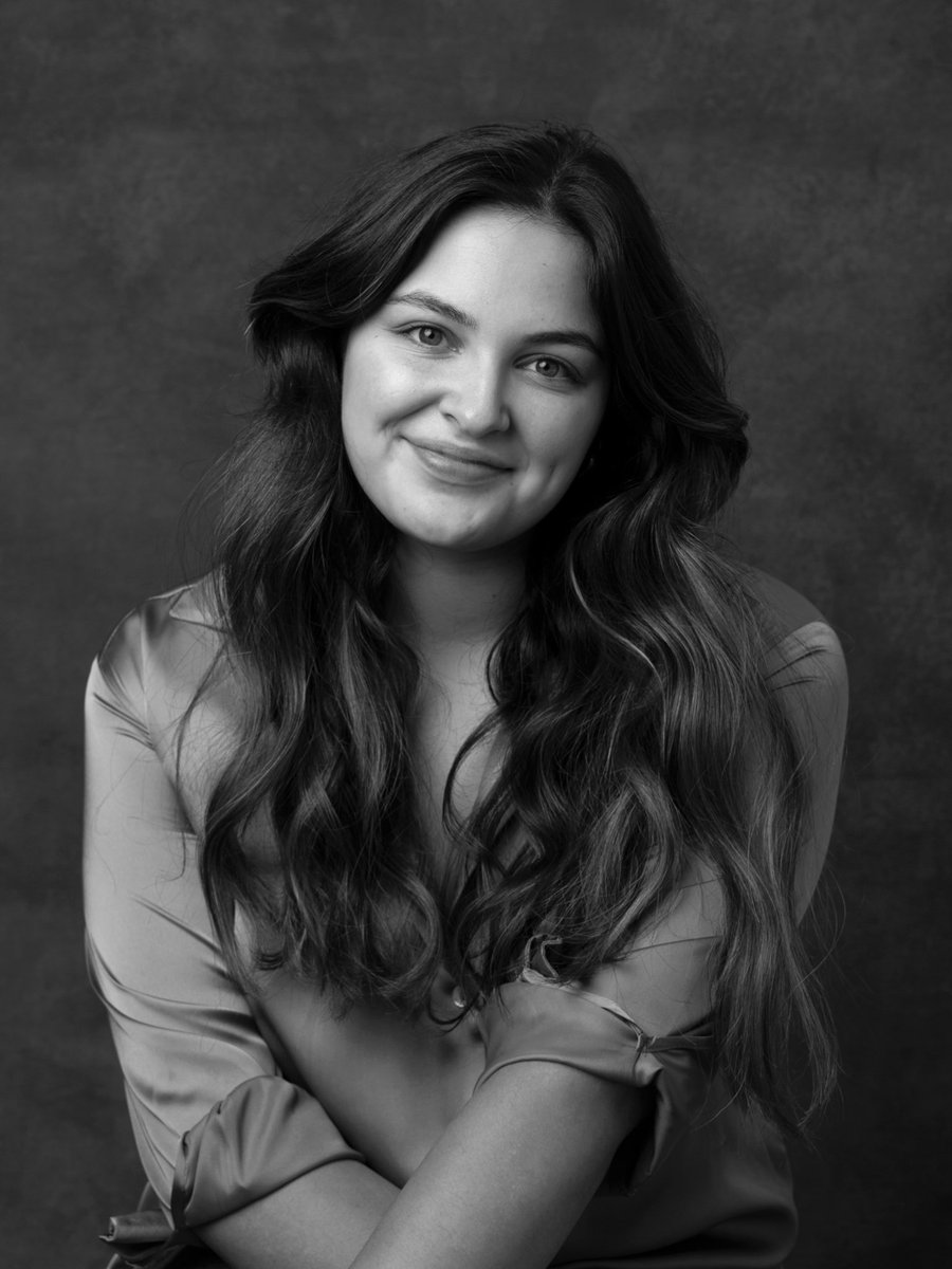 JasmineCookACT's tweet image. some STUNNING portrait shots by the lovely @josiemyoung🪩 very welcoming and felt so at ease in her studio- thank you again!