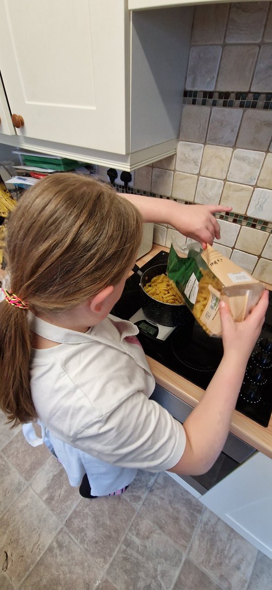 skillswithlils's tweet photo. Tomato pasta done for our @CloserCommunity Made To Create Afterschool club superstars 

#Food #pasta #Closercommunities https://t.co/SSu0VvJUse