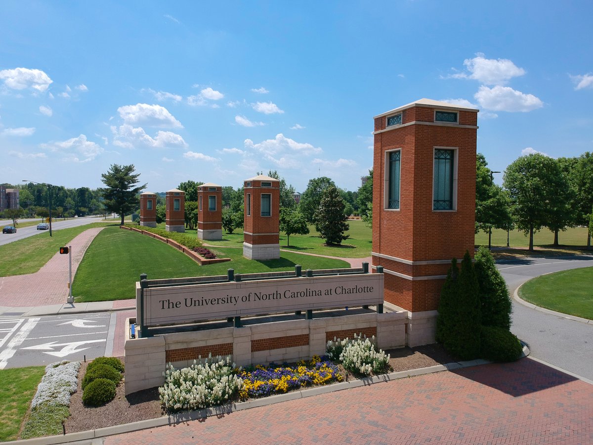 Soaring to #46, our MPA program earned its best national ranking ever in the 2023-24 U.S. News &amp; World Report rankings! #BestGradSchools ➡️ go.charlotte.edu/QcEqAW