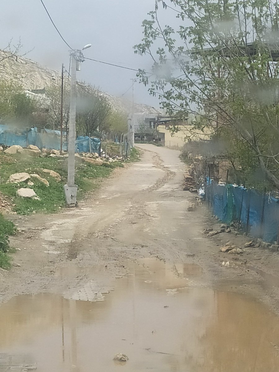 Habib27768428's tweet photo. @SilvanKaymakam @diyarbakirbld Bağlar mahallesi 815.sokak yol bir yıldır bu halde yol kullanılamaz halde https://t.co/E5a9p1MpJh