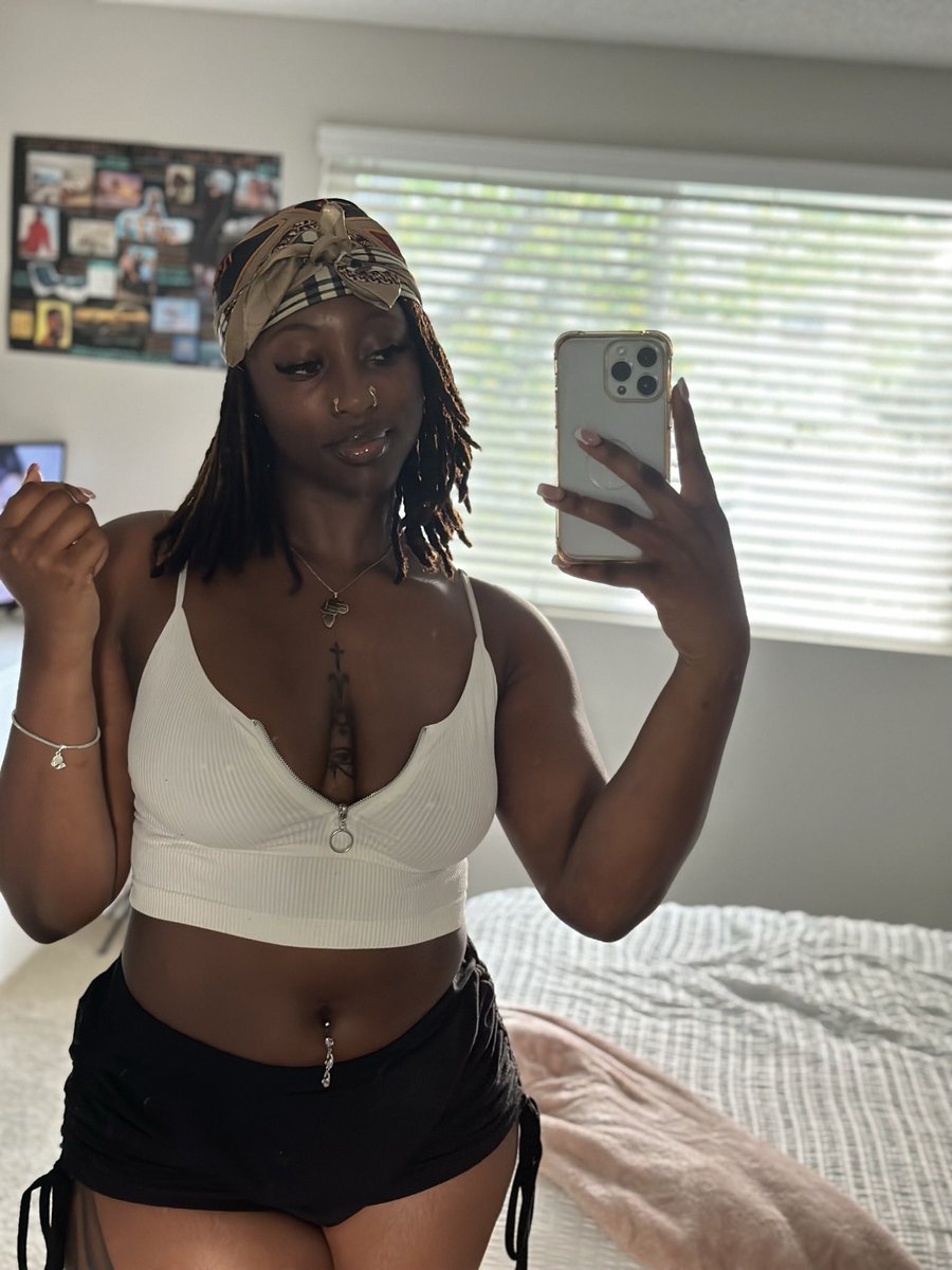 milk marie💅🏾 on Twitter "their love surrounding meee"