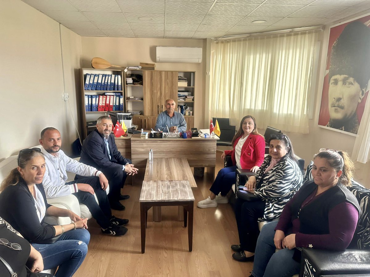 📍Menemen

Pir Sultan Abdal Kültür Derneği’ni ziyaret ederek, güzel sohbetler ettik, ülke gündemini değerlendirdik. 

İlgi ve teveccühlerinden dolayı Dernek Başkanı Ali Onay ve yönetimine teşekkür ediyorum.

#AdımAdımMenemen
#TürkiyeYüzyılı