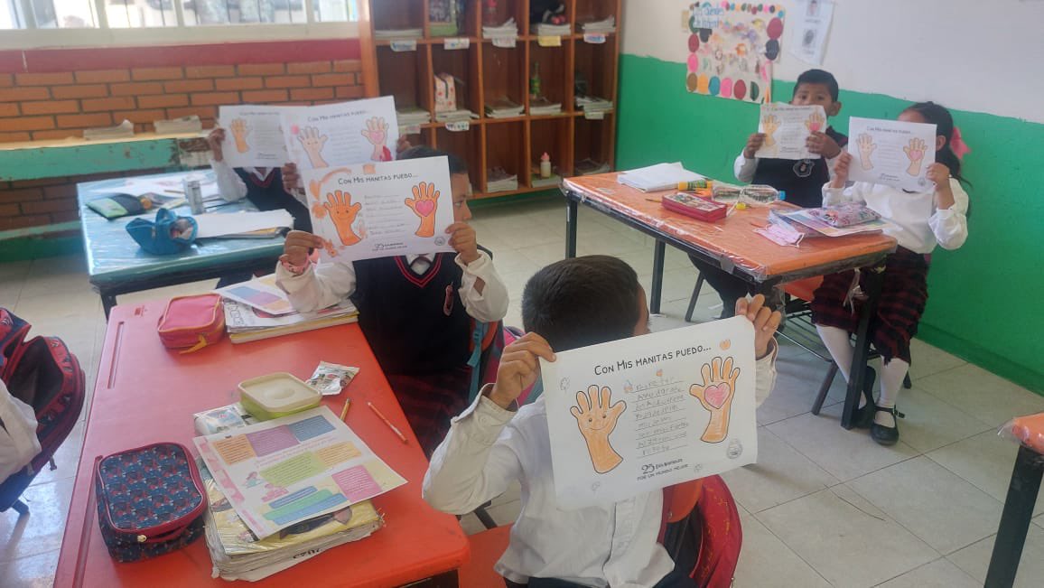 dcasas16's tweet photo. #DíaNaranjaEdoméx  Escuela Primaria Ignacio Manuel Altamirano CCT 15epr0427a . Atzumpa Sultepec Edo de Mex zona Escolar p232 Ixtapan de la Sal! Abril 2023
@SEB_Edomex 
@LetyAguirre8    @geramonro05 https://t.co/ckwSzKrC3j