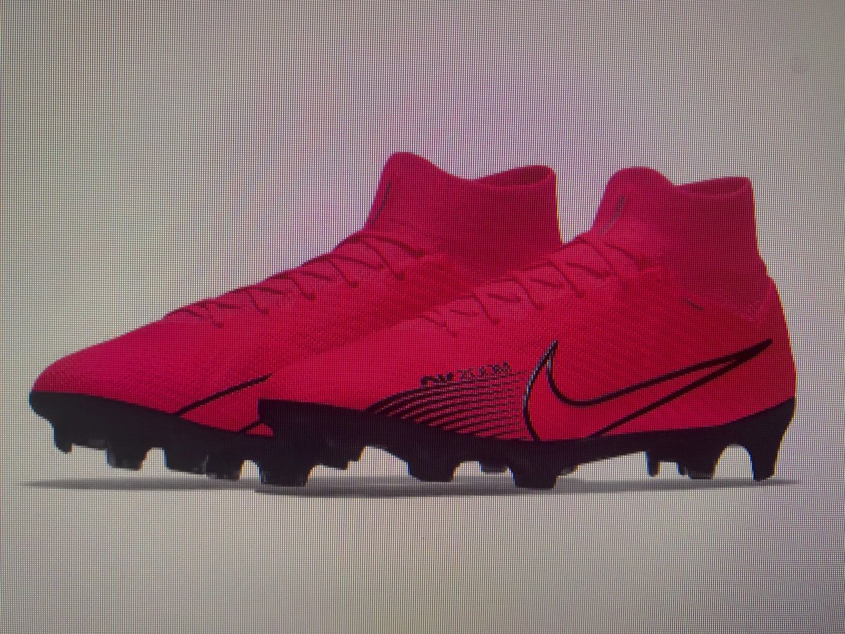 BichoAstuto7's tweet photo. Nike, you have to have this color 💓ROSE POWER💓 @nikestore @Cristiano https://t.co/PfY4Lup9vd