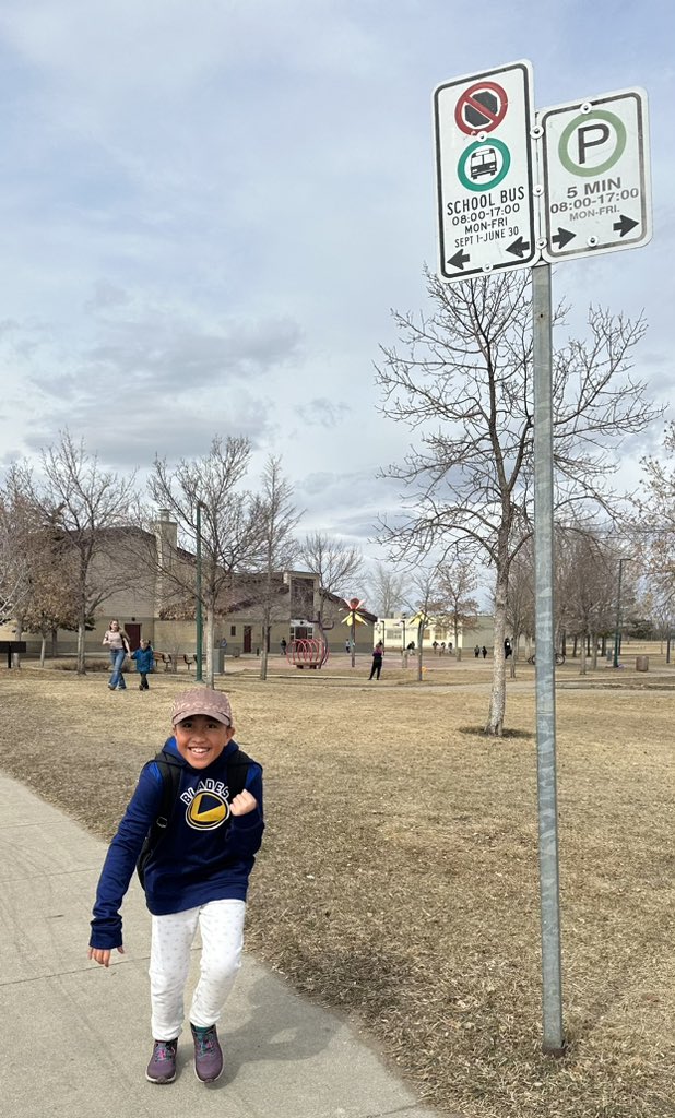 SiegfredMD's tweet image. Go blades!!!!!

#Game7Magic
@bladeshockey