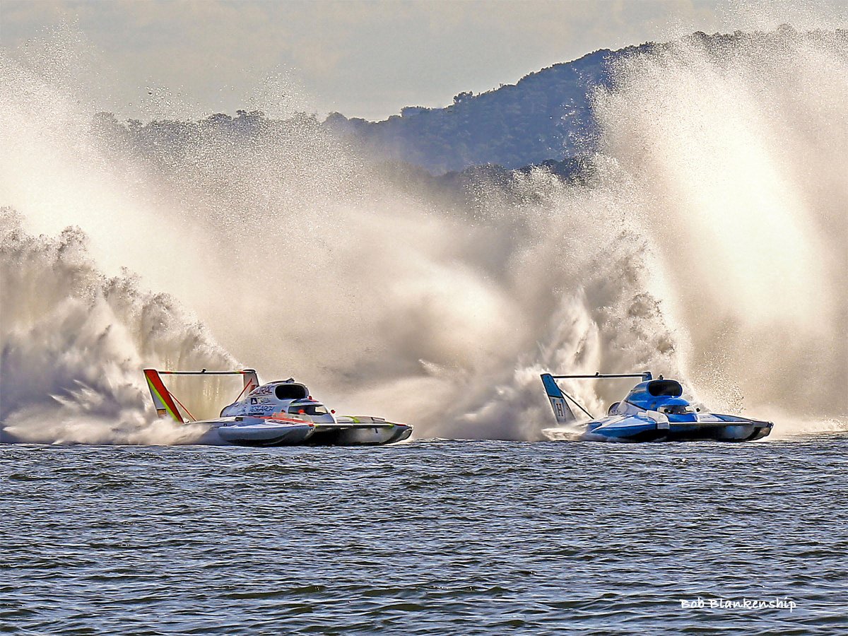 We got boats... fast boats 🚤💨
We are expecting over 30 boats for this year's race! That includes the H1 Unlimiteds, Grand Prix, Pro-Lites and vintage. It's going to be another year to remember at this year's Guntersville Lake HydroFest. 

guntersvillelakehydrofest.com

#boatracing