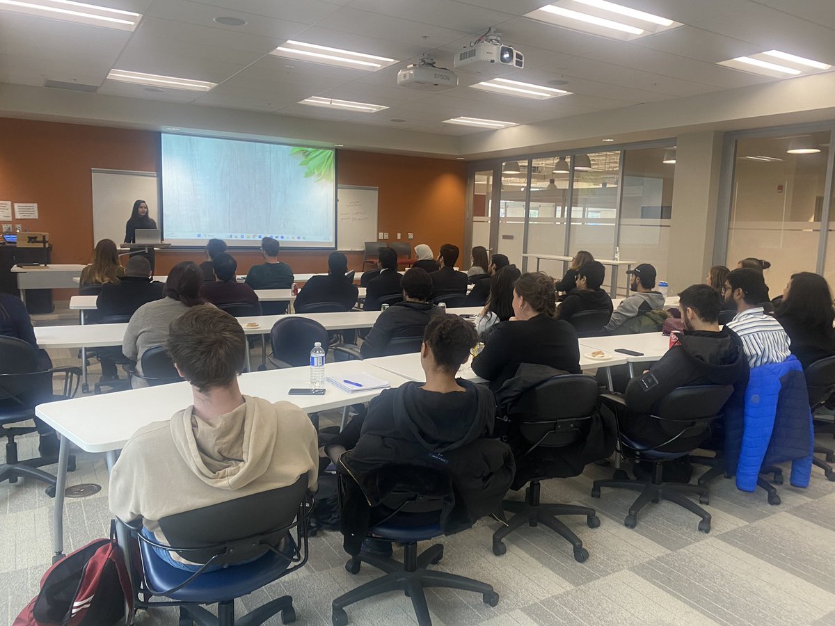 UofW_EPICentre's tweet image. Welcome to our second #ConnectFor networking session! Today we’re focusing on e-commerce

We’re thrilled to have a full house!