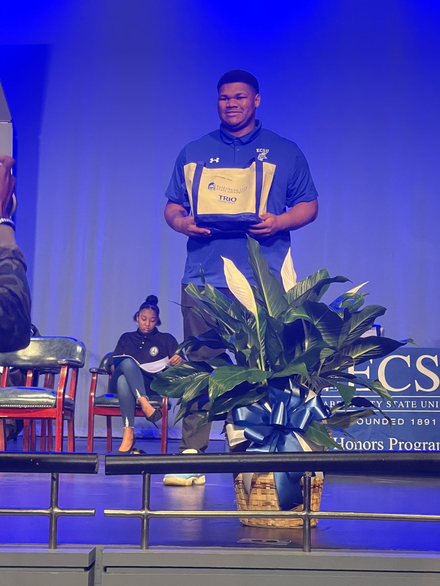 ECSU Digital Media tweet media