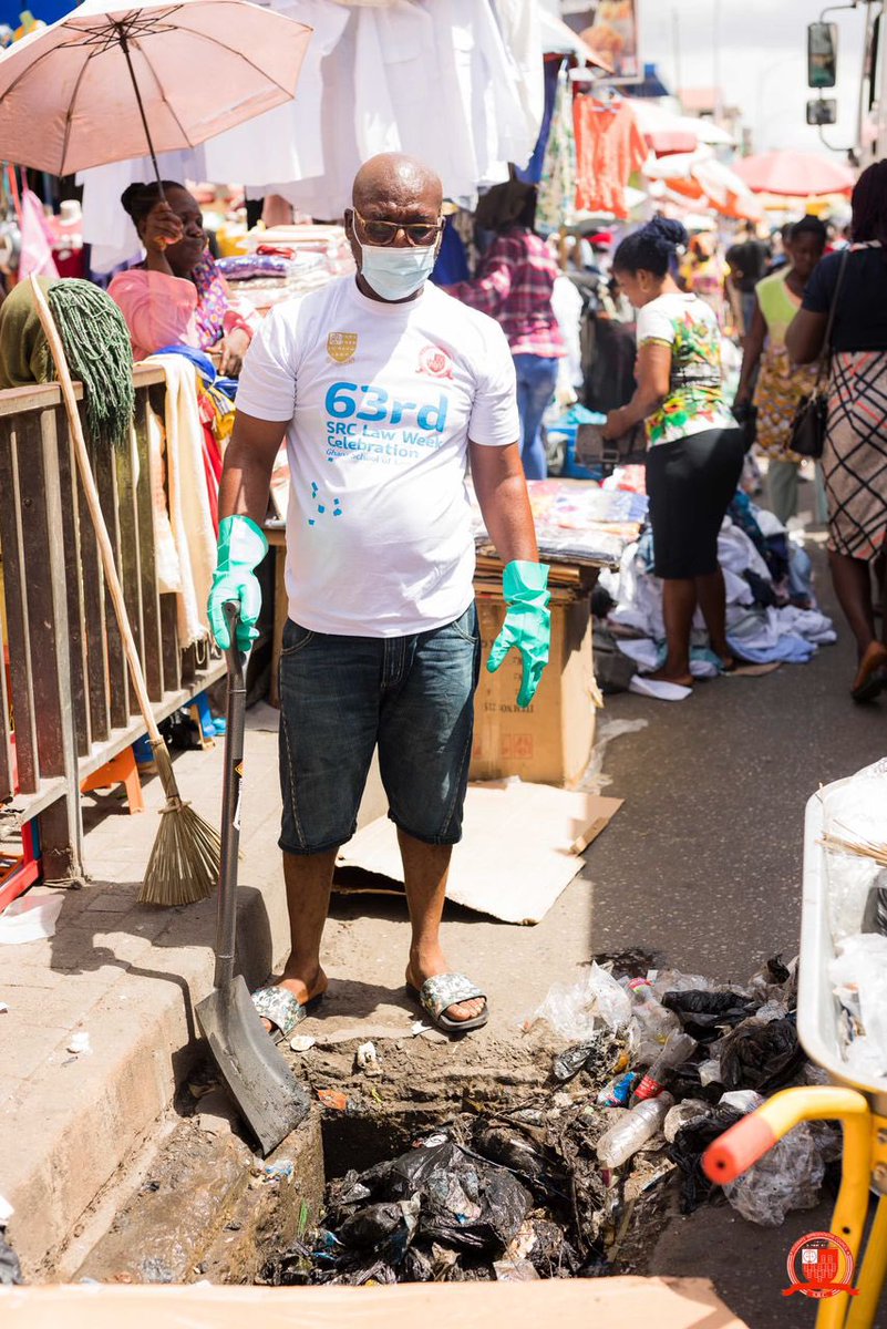 SRCGhlawschool's tweet photo. Here are some excerpts from the just-ended 63rd SRC Law Week health walk and clean-up exercise
#srcweekcelebrations #gsl #law
@GhLawTrends @The_Jessup @dennislaw_ghana @Iam_Odupong @GhanaLawSociet1 https://t.co/fmlYdujXXs